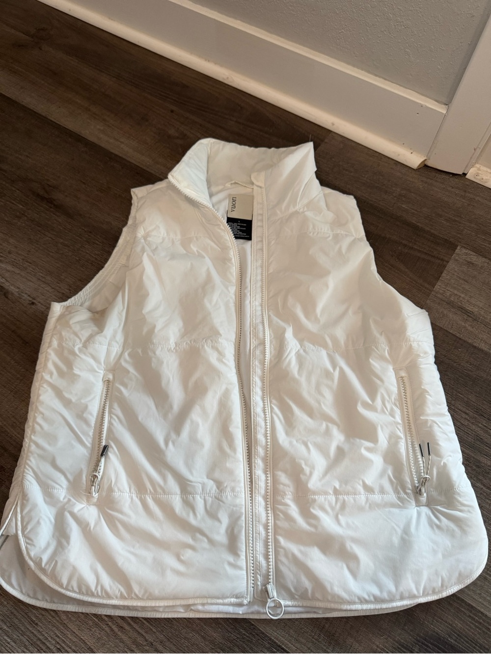 Vuori White Quilted Puffer Vest